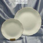 سرویس 26 پارچه  نیلوفری سفید لب طلا